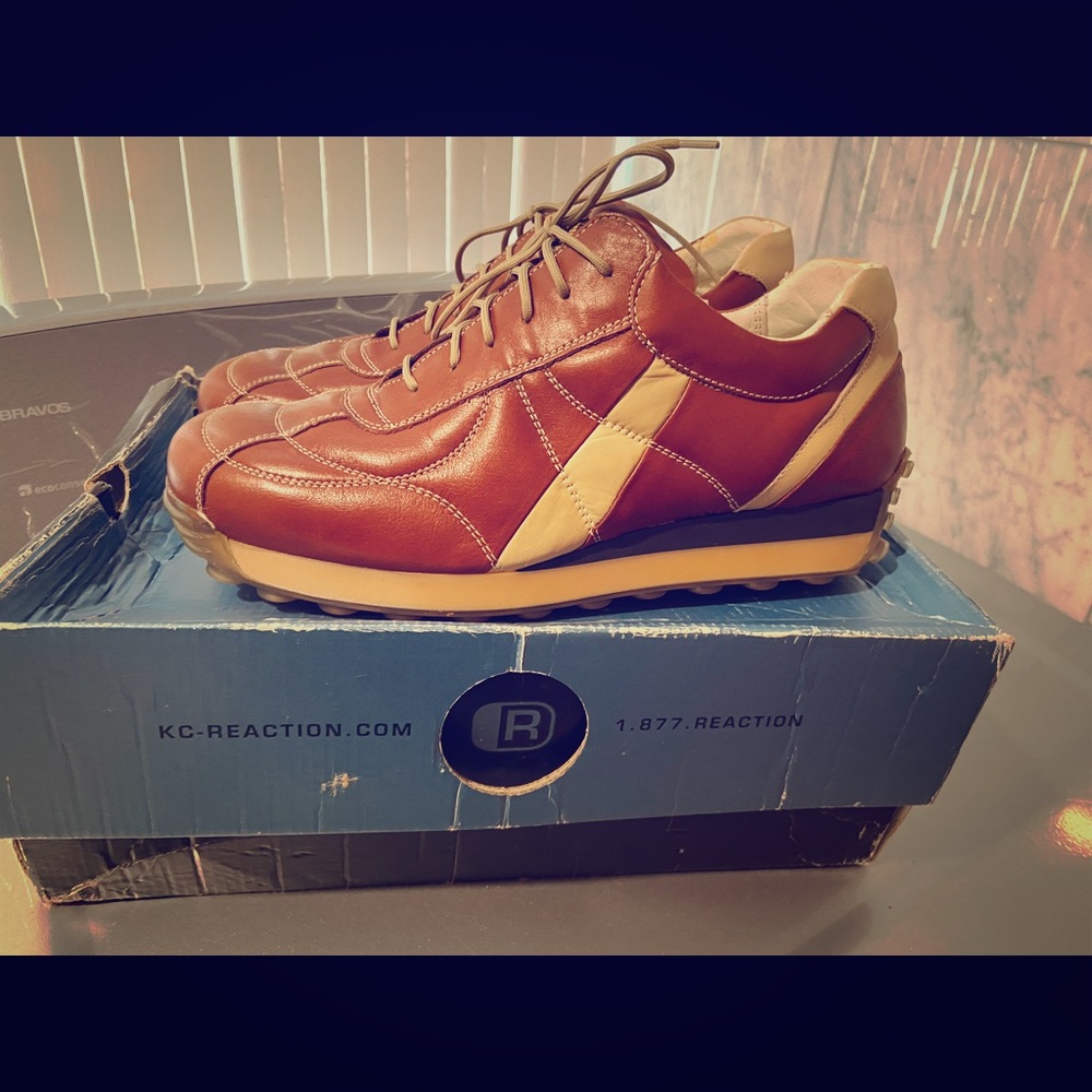 Kenneth Cole KCMR-19 brown sneakers